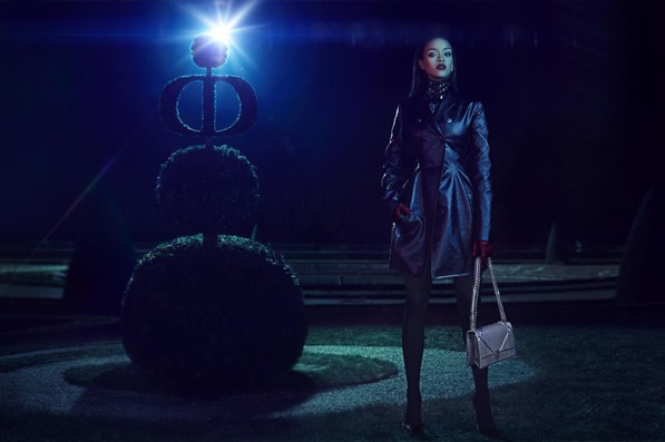 Rihanna "ma mị" trong chiến dịch quảng cáo mới nhất của Dior ảnh 4