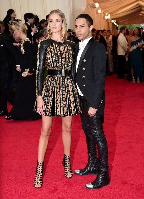 Lý giải nguyên nhân thành công của phong cách H&M x Balmain ảnh 3