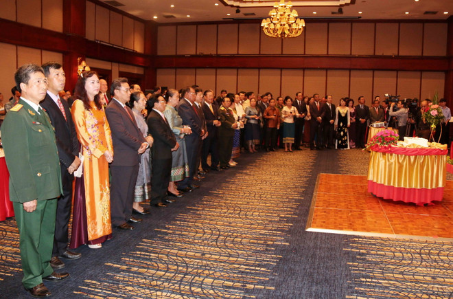 Chiêu đãi đối ngoại 70 năm Cách mạng Tháng Tám và Quốc khánh tại Lào ảnh 1