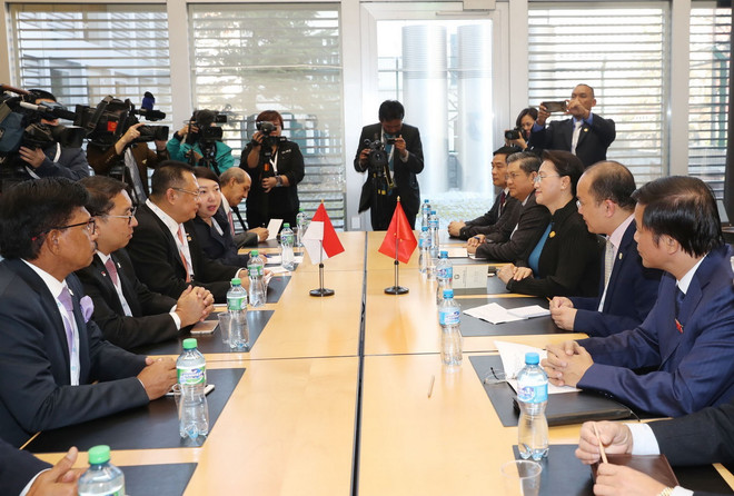 Chủ tịch Quốc hội Nguyễn Thị Kim Ngân tiếp Chủ tịch Hạ viện Indonesia ảnh 1