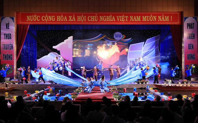 Thủ tướng: Hội An phải phấn đấu trở thành đô thị cổ du lịch hàng đầu ảnh 1