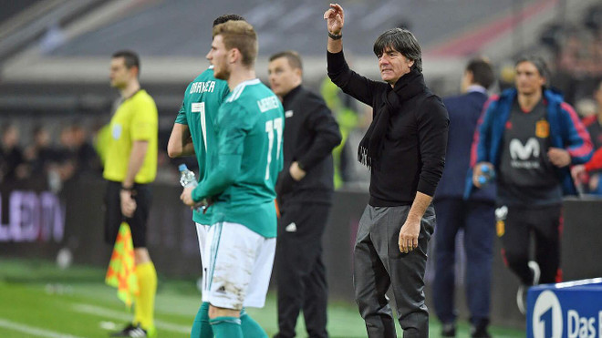 Joachim Loew đã thử nghiệm xong đội hình sau trận hòa Tây Ban Nha? ảnh 1