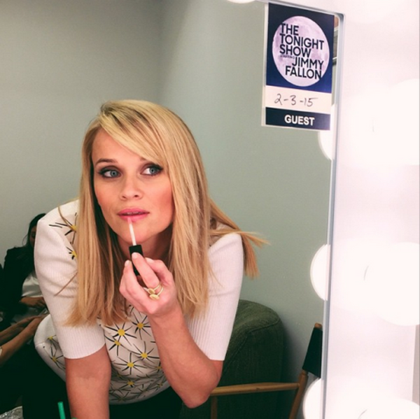 Những bức ảnh quý hiếm tiết lộ bí mật "hóa thiên nga" của sao ảnh 11