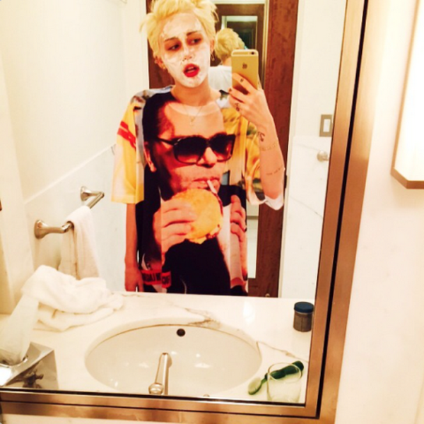 Những bức ảnh quý hiếm tiết lộ bí mật "hóa thiên nga" của sao ảnh 2