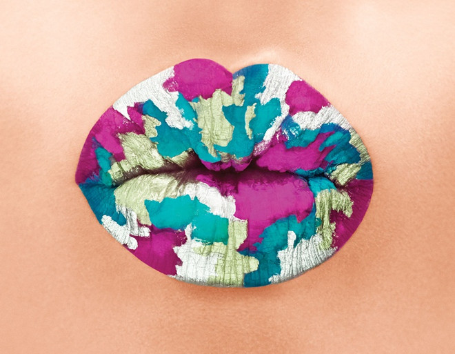 Thử "nghịch" son để tạo ra đôi môi 3D căng mọng quyến rũ ảnh 2