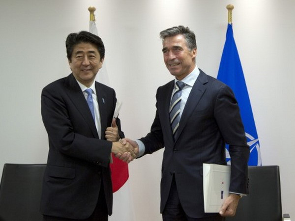 NATO và Nhật Bản phát triển quan hệ lên một cấp độ mới ảnh 1