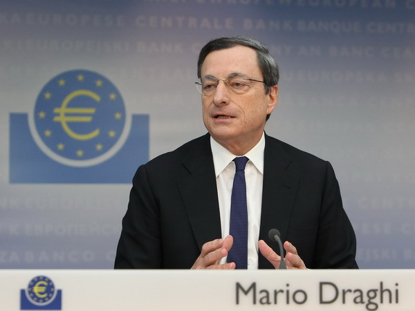 ECB cảnh giác trước nguy cơ giảm phát trong Eurozone ảnh 1