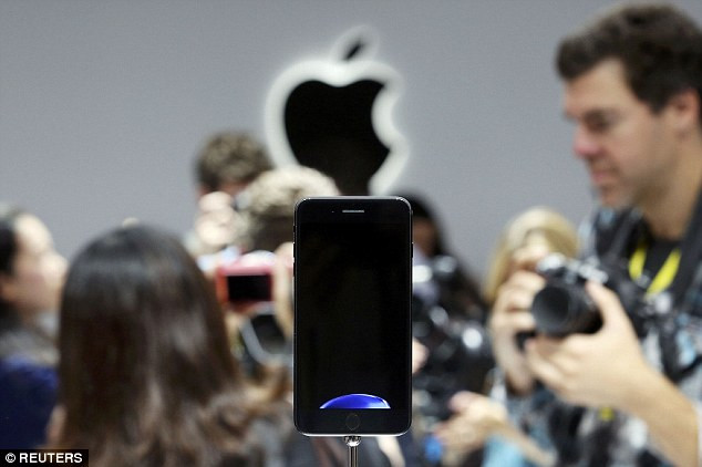 Mỹ mở điều tra cáo buộc Apple vi phạm bản quyền sáng chế trên iPhone 7 ảnh 1