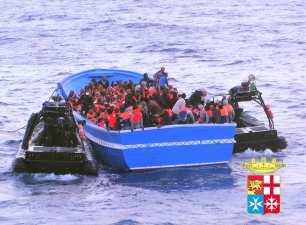 Hải quân Italy giải cứu hàng nghìn thuyền nhân nhập cư trái phép ảnh 1