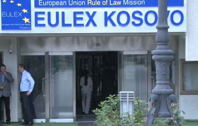 Phái bộ Liên minh châu Âu tại Kosovo bị điều tra tham nhũng ảnh 1