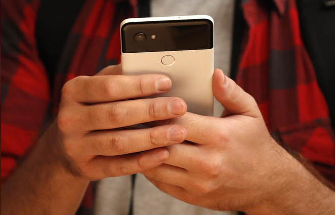 Nikkei: Google dự kiến chuyển sản xuất điện thoại Pixel sang Việt Nam ảnh 1