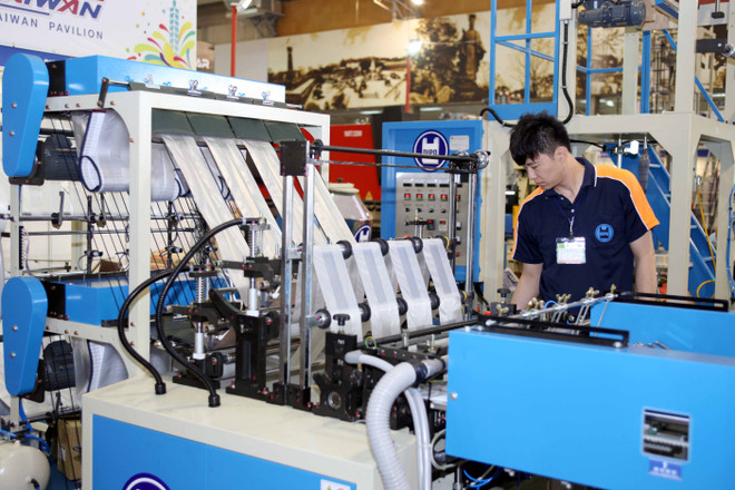 HanoiPlas: Doanh nghiệp "so tài" công nghệ về đóng gói bao bì và in ấn ảnh 4