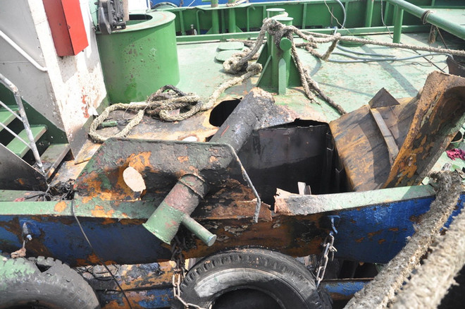 Nổ tàu lai dắt tại Thành phố Hồ Chí Minh, 2 người thương vong ảnh 1