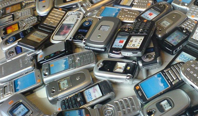 Nokia 3310 tái xuất và cơ hội cho điện thoại "ngu" hồi sinh ảnh 2