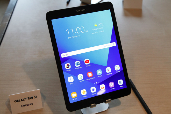 Samsung “thay thế” Galaxy S8 bằng máy tính bảng Tab S3 và Book ảnh 1