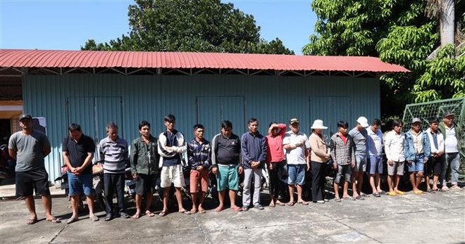 Tây Ninh: Liên tục triệt phá các vụ đá gà qua mạng, cá độ bóng đá ảnh 1