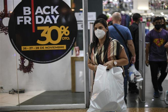 Kinh tế Venezuela tăng trưởng trở lại sau 8 năm suy thoái ảnh 1