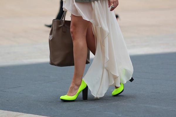 Những món đồ thời trang phong cách thập niên 80 đang trở lại ảnh 6