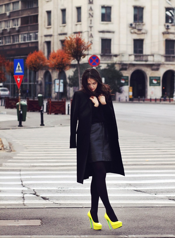 Những món đồ thời trang phong cách thập niên 80 đang trở lại ảnh 9