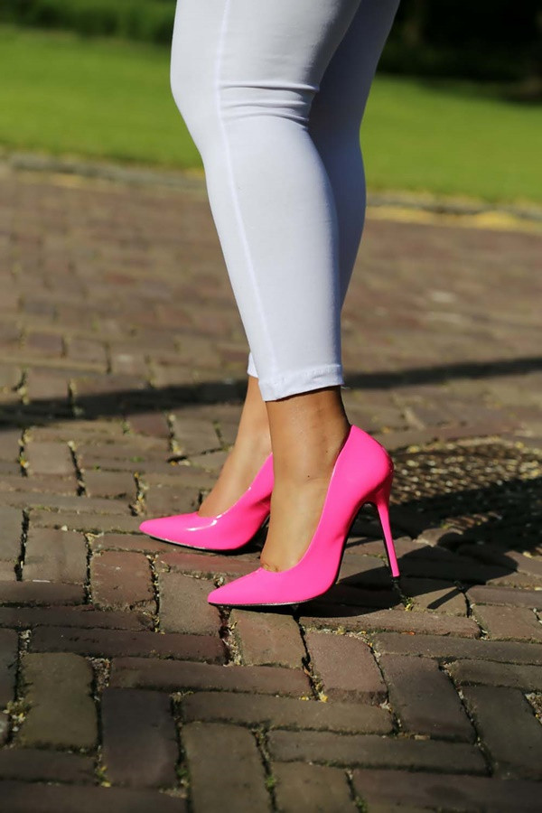 Những món đồ thời trang phong cách thập niên 80 đang trở lại ảnh 8