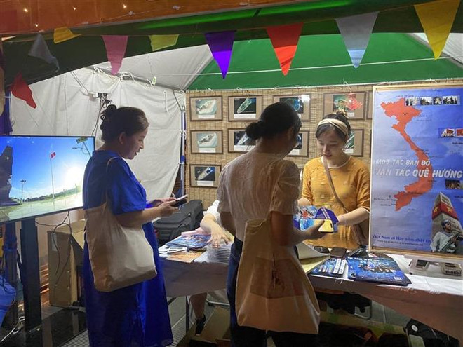 Khai mạc Lễ hội Trung thu Việt Nam đầu tiên tại Nhật Bản ảnh 3