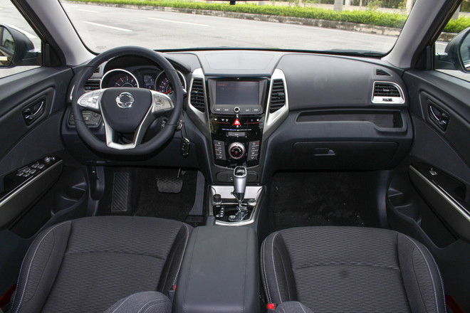 Ra mắt mẫu xe SUV đô thị Tivoli nhập khẩu giá bán 630 triệu ảnh 2