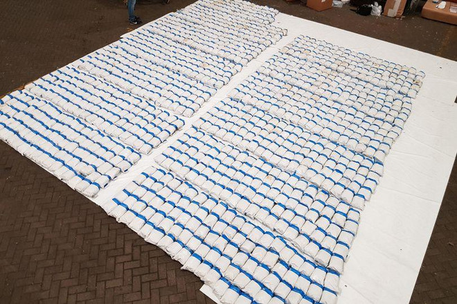 Anh bắt giữ số heroin kỷ lục trị giá khoảng 120 triệu bảng ảnh 1