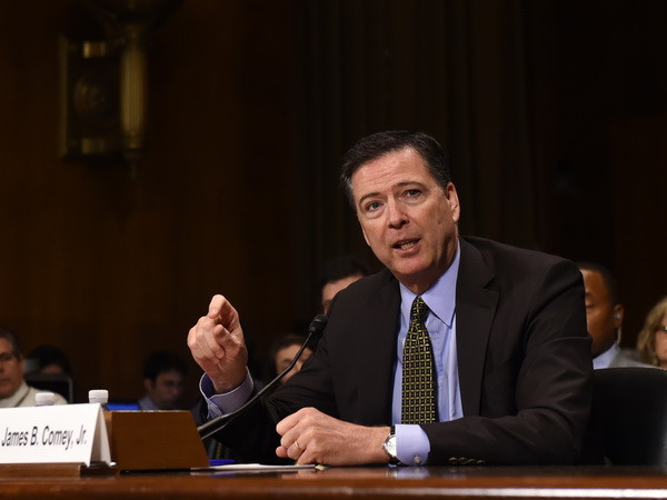 Tổng thống Mỹ cảnh báo cựu giám đốc FBI về cuộc trò chuyện cá nhân ảnh 1