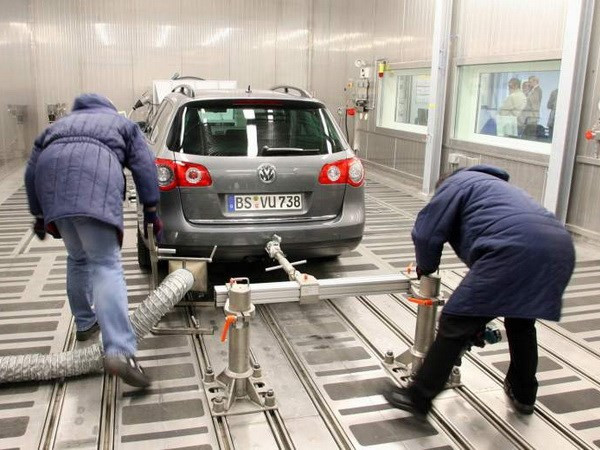 [Video] Tây Ban Nha yêu cầu Volkswagen hoàn trả trợ cấp sản xuất ảnh 1