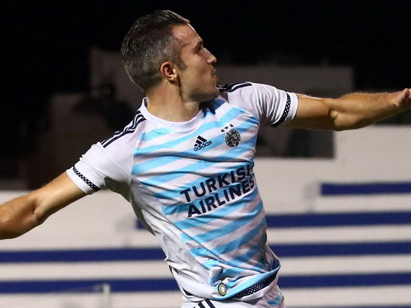 [Video] Cựu "Quỷ đỏ" Nani và Van Persie phối hợp ghi bàn tuyệt đẹp ảnh 1