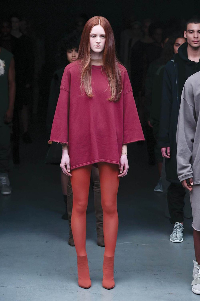 Đi tìm lý do Kanye West "hốt bạc" với những thiết kế của mình ảnh 6