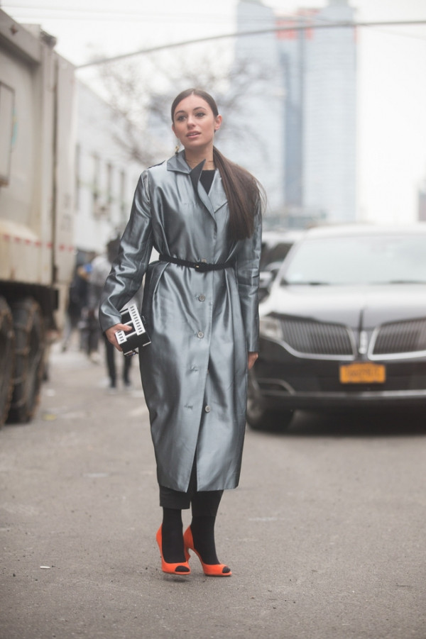 Nhìn xu hướng, dọn tủ đồ sẵn sàng cho mùa Thu Đông đang tới gần ảnh 16