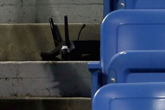 Sự cố hy hữu tại trận đấu muộn vòng 2 Giải Quần vợt Mỹ mở rộng ảnh 1