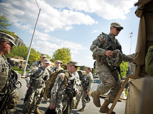[Video] Chính quyền thành phố Baltimore dỡ bỏ lệnh giới nghiêm ảnh 1