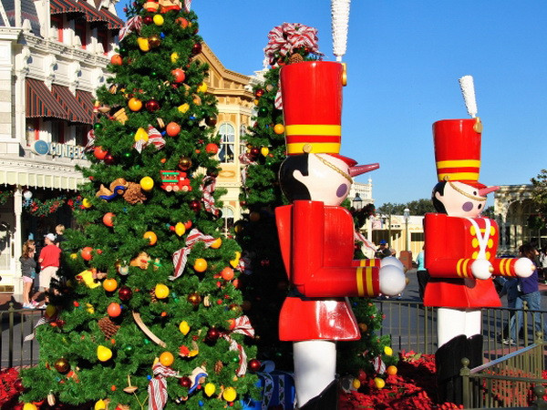 Không khí Giáng sinh đặc biệt ở xứ nóng Australia và châu Phi ảnh 1