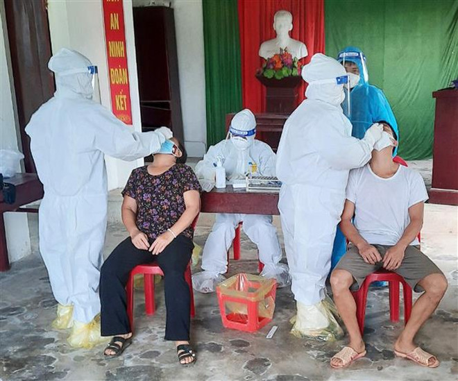 Ninh Bình: Nhiều điểm chưa phù hợp trong mua sắm thiết bị phòng dịch ảnh 2