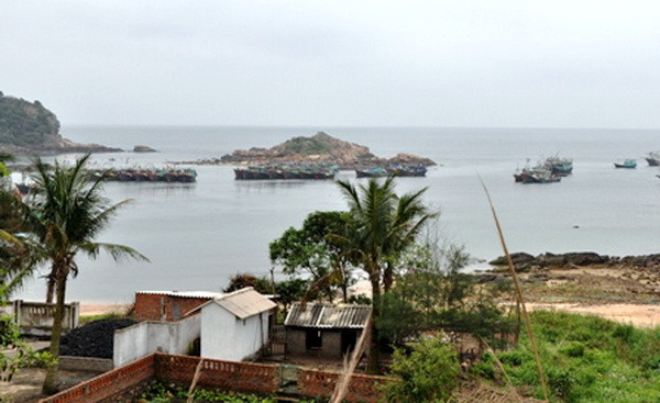 Quảng Ninh sẽ bàn giao 30 căn nhà đầu tiên cho ngư dân đảo Trần ảnh 1