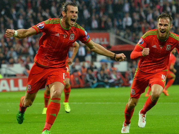 Trận quyết chiến "huynh đệ tương tàn" giữa Anh và xứ Wales ảnh 1