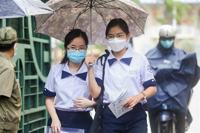 Thi tốt nghiệp THPT: Thí sinh có mặt đúng giờ, sẵn sàng cho giờ "G" ảnh 1