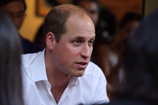 Hoàng tử Anh William thăm cửa hàng Đông y trên phố cổ Hà Nội ảnh 9