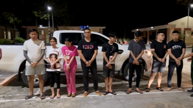 Bắt giữ tám đối tượng chuẩn bị vượt biên sau vụ cố ý gây thương tích ảnh 1