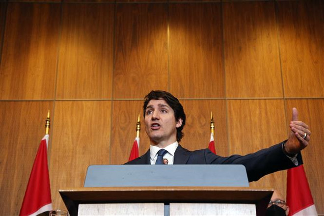 Thủ tướng Canada Trudeau hối tiếc vì vụ vỗ tay cổ vũ cựu binh phát xít ảnh 1