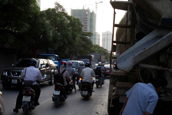 Hà Nội: Xe tải chở ximăng cán tử vong bé gái 13 tuổi trên đường 70 ảnh 2