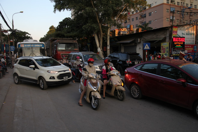 Hà Nội: Xe tải chở ximăng cán tử vong bé gái 13 tuổi trên đường 70 ảnh 4