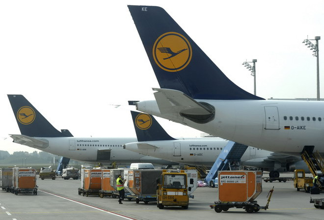 Giao thông Đức hỗn loạn vì đình công hàng không và đường sắt ảnh 1