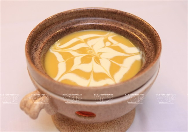 Đắm mình trên du thuyền để khám phá kỳ quan Vịnh Hạ Long ảnh 11