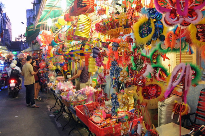 [Photo] Rực rỡ sắc màu "Phố Lồng đèn" tại TP Hồ Chí Minh ảnh 6