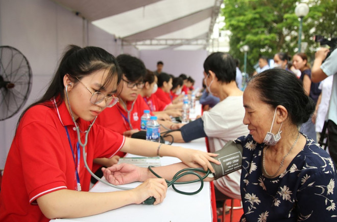 ha noi_kham sang loc 2 (Custom).jpg