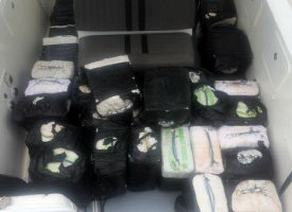 Colombia bắt giữ hơn 800kg cocaine đang vận chuyển tới Mỹ ảnh 1