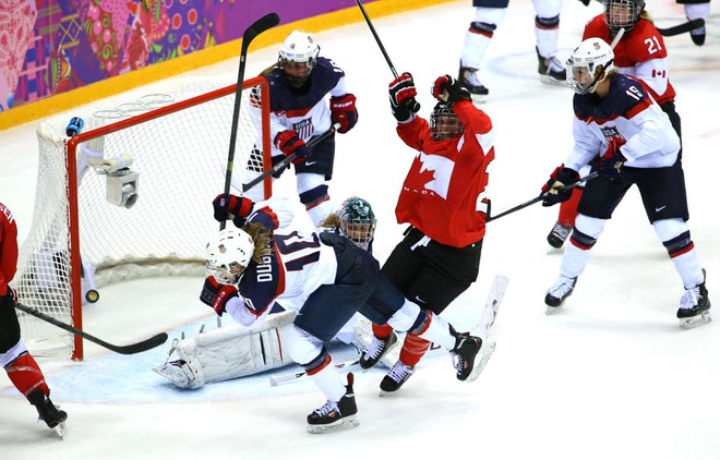 Canada thắng Mỹ đầy kịch tính để giành HCV Hockey nữ ảnh 1